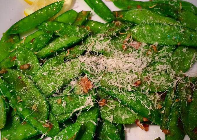 Recipe of Flavorful Garlic Snow Peas With Lemon Zest and Parmigiana