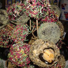 A picture of Cake Pops !.