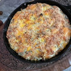 A picture of Spinach and Artichoke Dip.