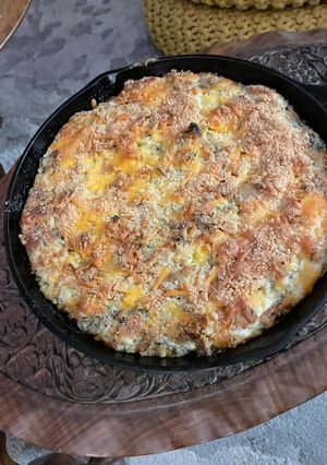 A picture of Spinach and Artichoke Dip.