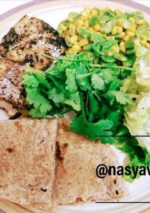 Foto resep Ikan Bakar dgn Tortilla Keju & Salad