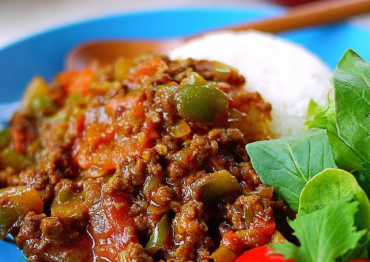 Summery Dry Curry With Fresh Tomatoes