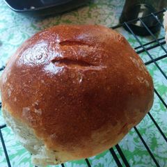 A picture of Italian Bread Bowls.