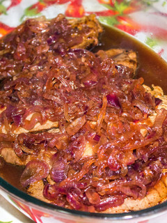 A picture of Beer Caramelized Onions.