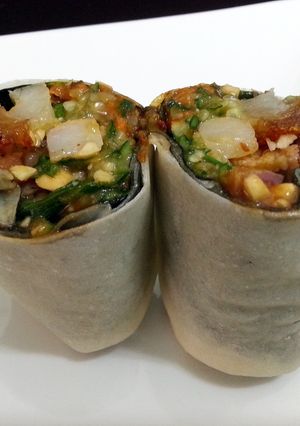 A picture of Asian Style Burrito/Popiah Roll.
