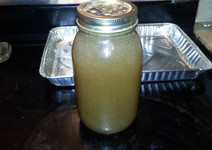 Turkey stock from scraps