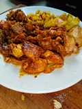 Pollo con arroz y elote al achote