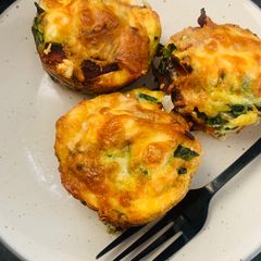 A picture of Egg Muffin.