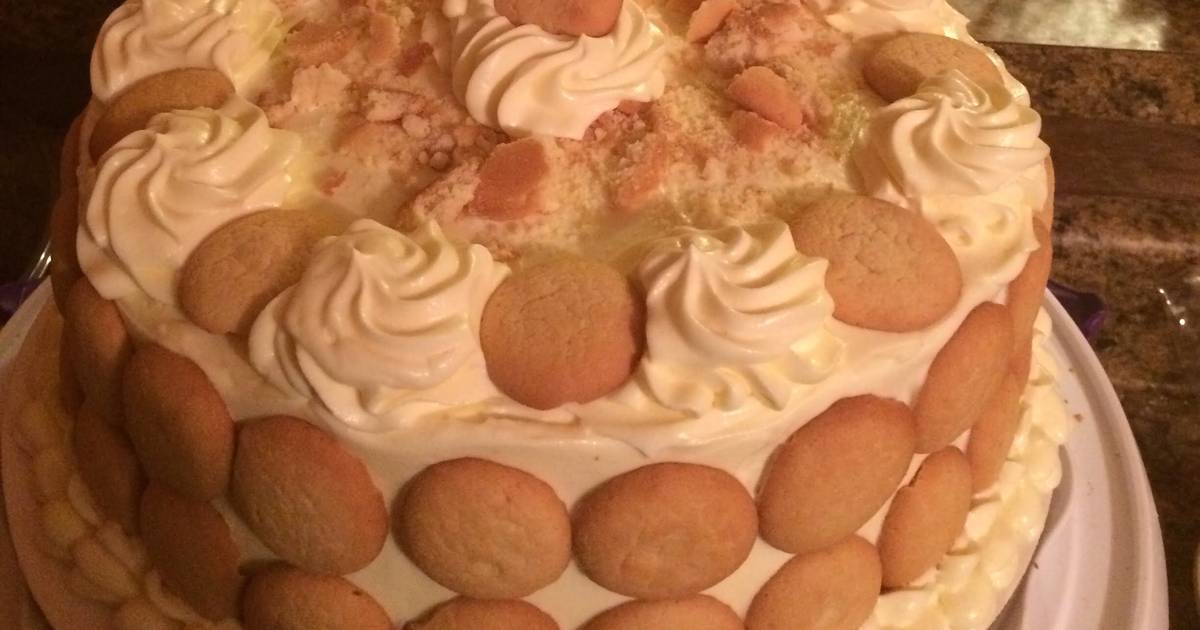 Banana Pudding Poke Cake - My Baking Addiction