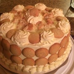 A picture of Banana Pudding cake.