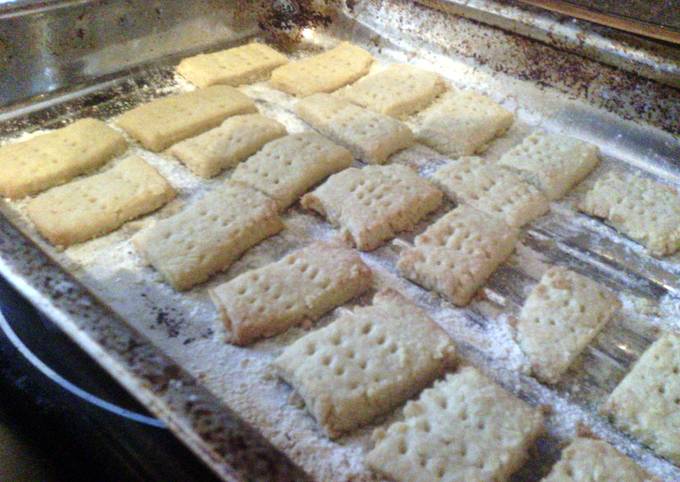 cinnamon shortbread