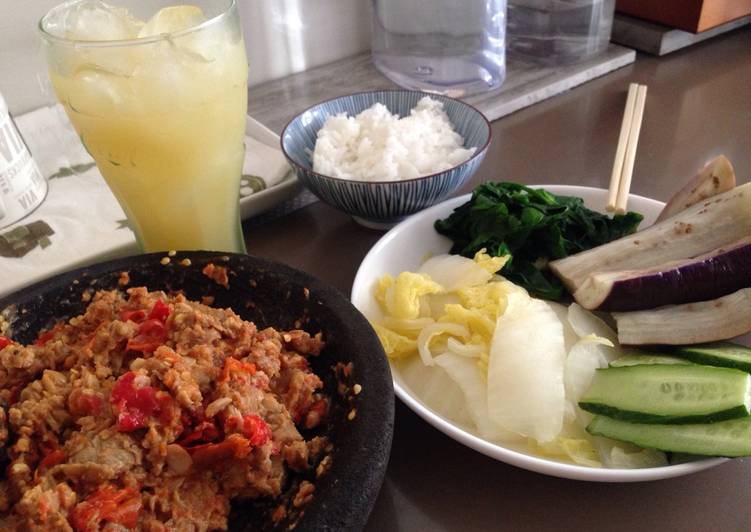 Bagaimana Membuat Sambel tumpang ala desa yang Bisa Manjain Lidah