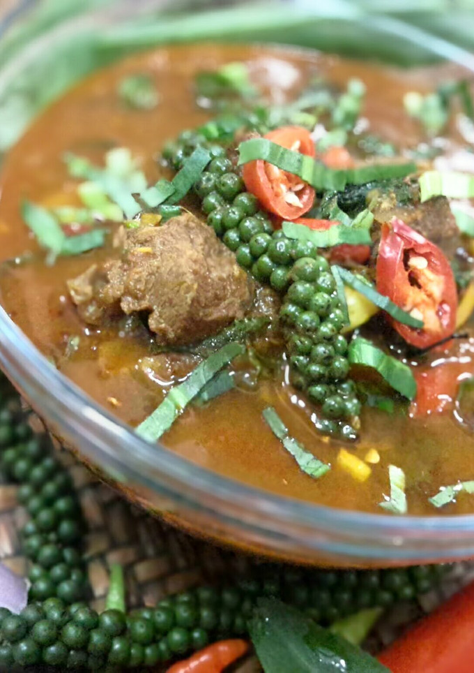 A picture of Beef Curry.