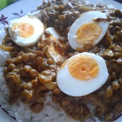 A picture of Egg & Lentil Curry.