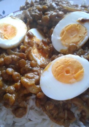 A picture of Egg & Lentil Curry.