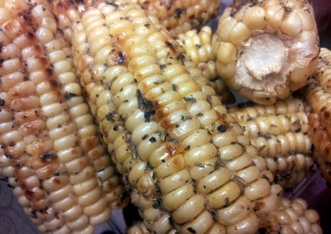 Grilled corn on the cob