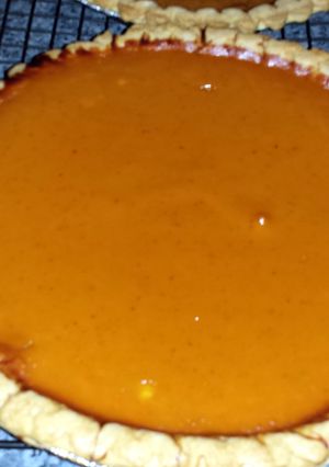 A picture of Easy Pumpkin Pie.
