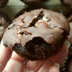 A picture of Vickys Chocolate Marshmallow Muffins, GF DF EF SF NF.