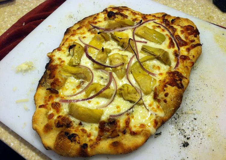 Artichoke And Onion White Pizza