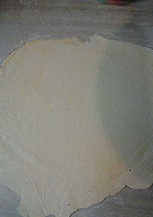 A picture of Calzone dough.