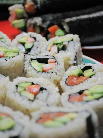 Easy Steps Prepare Recipes California Rolls and Seattle Rolls the Awesome  Can Pamper Your Tongue.