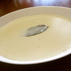 A picture of Easy Basic White Sauce.