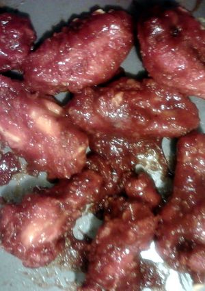 A picture of BBQ and ranch wings.