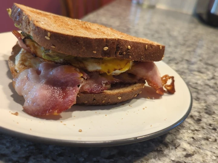 Easy Way Make Recipe Bacon. Egg. And. Advocado that is Can Pamper Your Tongue, Addictive}