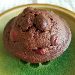 A picture of Cranberry Dark Chocolate Muffins.
