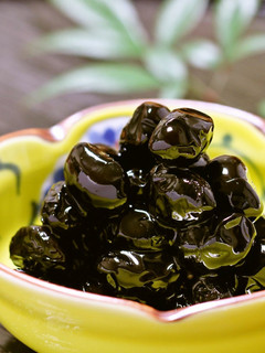 A picture of For New Year's! Great for Osechi! Kuromame in a Pressure Cooker.
