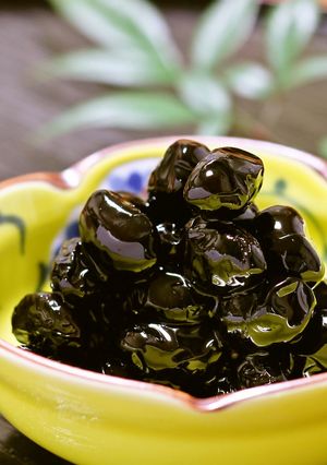 A picture of For New Year's! Great for Osechi! Kuromame in a Pressure Cooker.