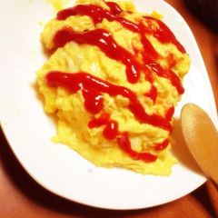 Omurice with a Soft & Fluffy Filing A picture of Omurice with a Soft & Fluffy Filing.