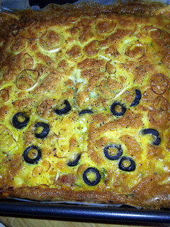 A picture of delicious quiche.