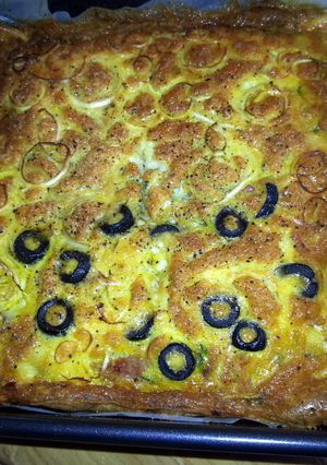 A picture of delicious quiche.