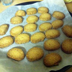 A picture of Buttery Sand Cookies.