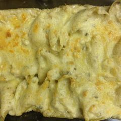 A picture of Easy Cheesy Chicken Stuffed Shells.