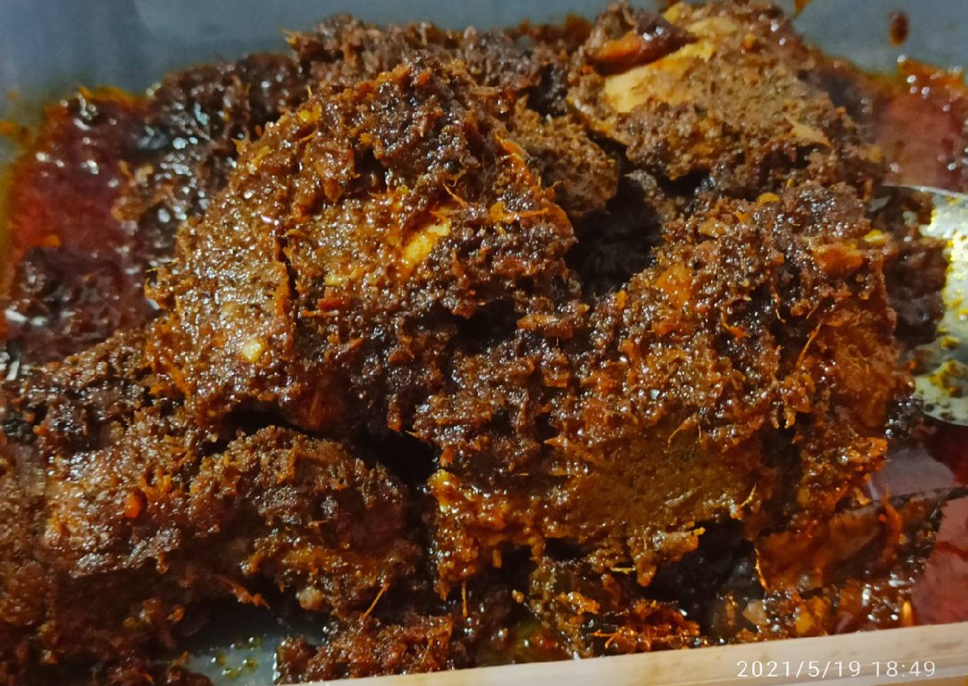 Rendang padang.eeeeiiitttsss..ini rendang buatan org Bukittinggi
