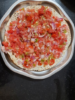 મસાલા પાપડ (Masala Papad Recipe In Gujarati) રેસીપી મુખ્ય ફોટો