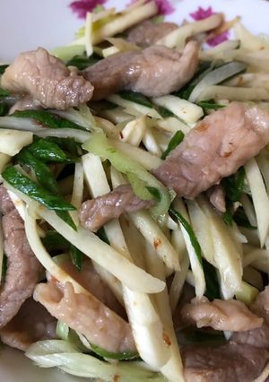 茭白筍炒肉絲 的食譜成品照片