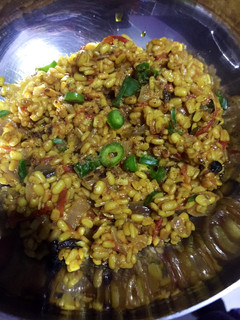 A picture of Restaurant style mash ki dal.