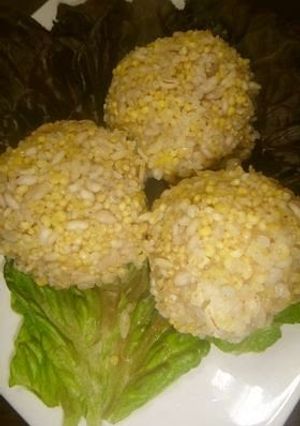 A picture of Shumai with Ground Pork and Five Grain Rice.