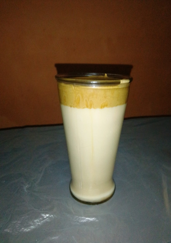 A picture of Dalgona Coffee.