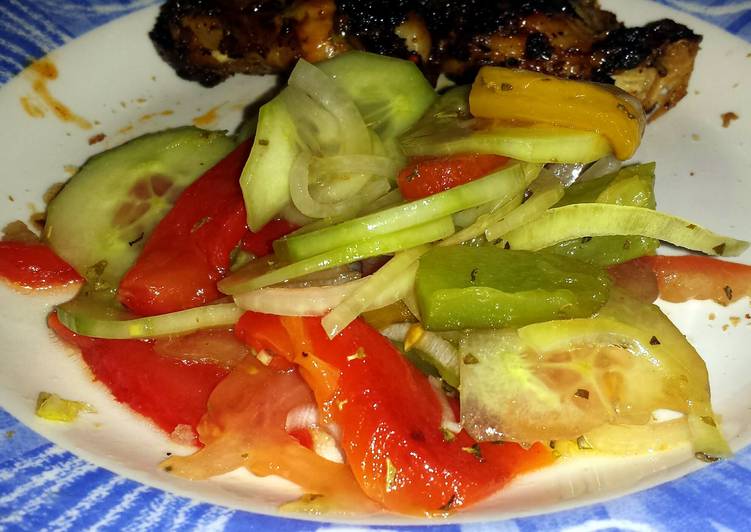 Simple Way to Prepare Perfect Grilled Pepper and Tomato Salad