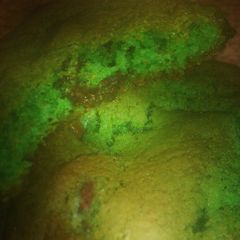 A picture of GREEN Mint Chocolate Chip Cookies.