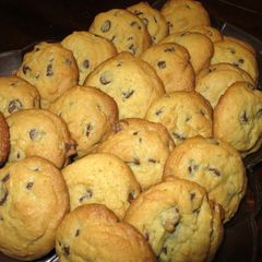 A picture of Blue Ribbon Chocolate Chip Cookies.