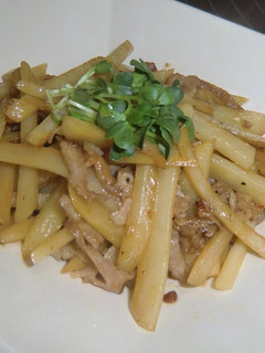 A picture of Pork and Julienne Potato Stir Fry.