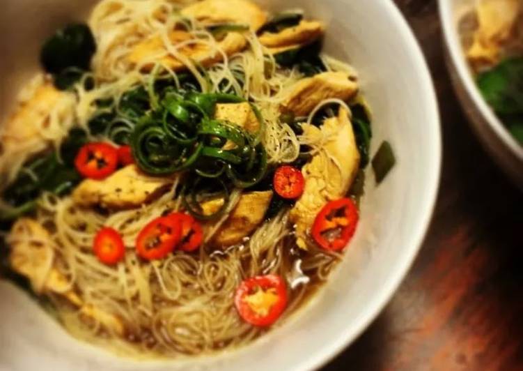 Simple Way to Make Homemade Spicey Asian Chicken Noodles