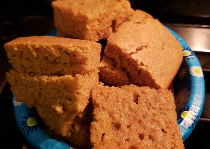 Einkorn corn bread