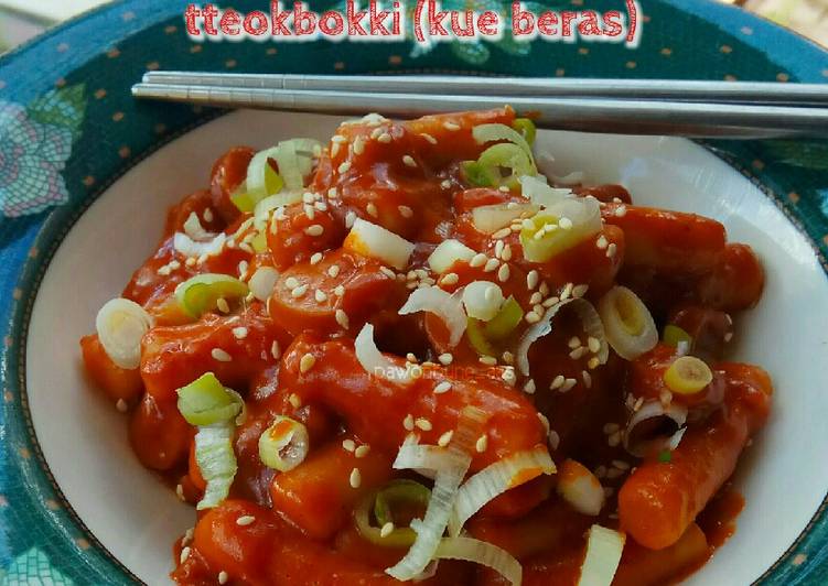 Resep Tteokbokki saus Gochujang yang Menggugah Selera