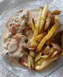 Pescado con crema de roquefort y papas fritas 🍟 🧀